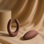 Vibratori per coppia: Guida 2026 con 2 prodotti consigliati 20 vibratori per coppia su fondo minimal elegante